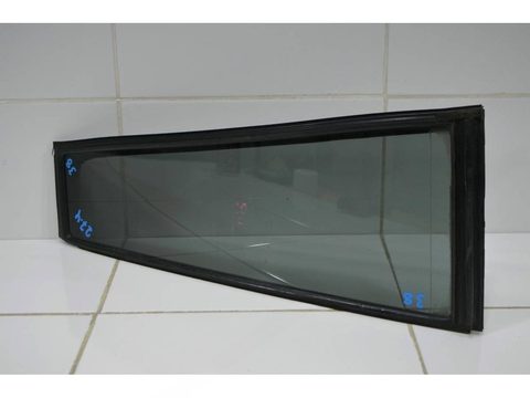 Форточка задняя левая Nissan Patrol Y62, 2010 г., OEM 822211LA0A, арт. 122562