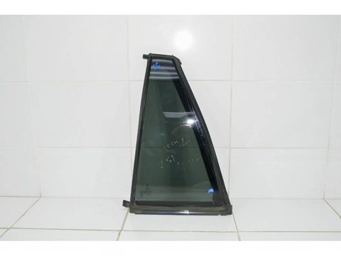 Форточка задняя левая Mercedes R, 2005 г., OEM A2517300755, арт. 122579