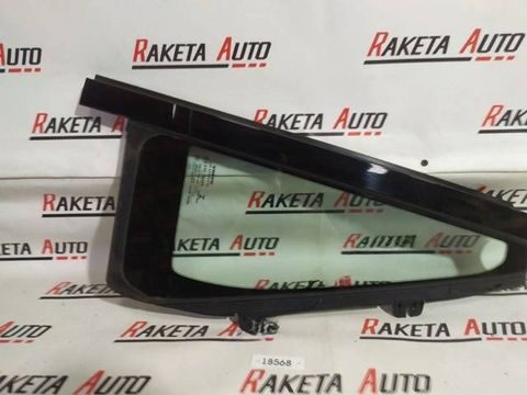 Форточка задняя левая Volvo XC90, 2017 г., OEM 31352992, арт. 12378