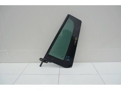 Форточка задняя левая Volkswagen Tiguan AD1, 2018 г., OEM 5NA845213L, арт. 139221