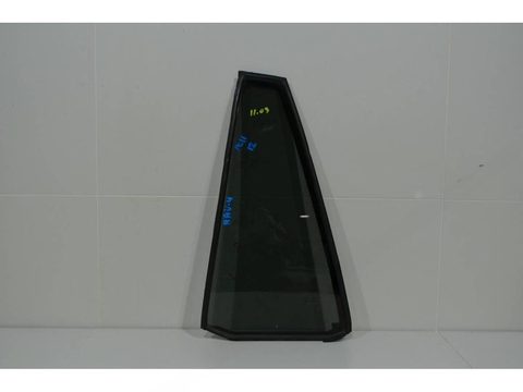 Форточка задняя левая Toyota RAV4 A20, 2000 г., OEM 6812442070, арт. 144671
