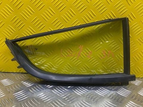 Форточка задняя левая Mitsubishi L200, 2012 г., OEM 43R002086, арт. 184281