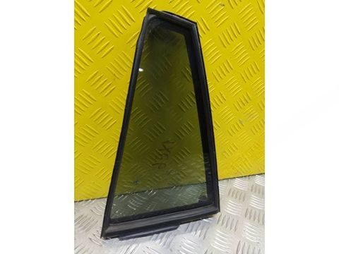 Форточка задняя левая Toyota RAV4, 2013 г., OEM 6812442150, арт. 190218