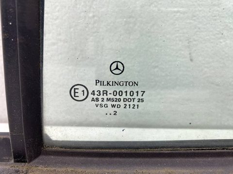 Форточка задняя левая Mercedes S W220, 2002 г., OEM A2207300820, арт. 20277, фото 2