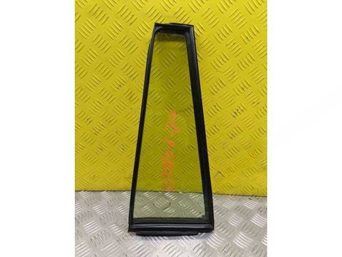 Форточка задняя левая Toyota Land Cruiser Prado, 2012 г., OEM 6812460340, арт. 212330