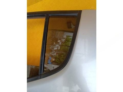 Форточка задняя левая Mitsubishi L200, 2006 г., OEM 43R000042, арт. 215064