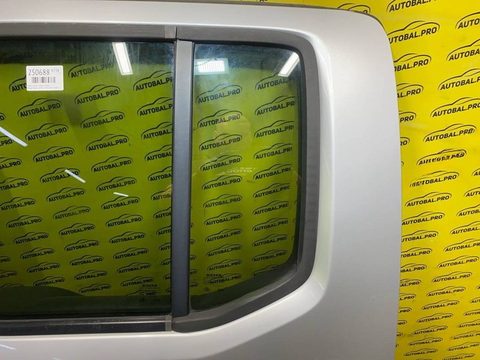 Форточка задняя левая Nissan Navara, 2012 г., OEM 82263EB320, арт. 250689