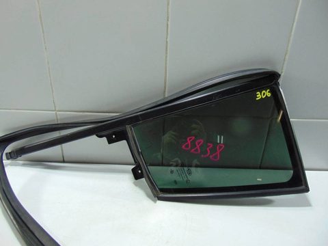 Форточка задняя левая Kia Sportage, 2010 г., OEM 834173W000, арт. 32287