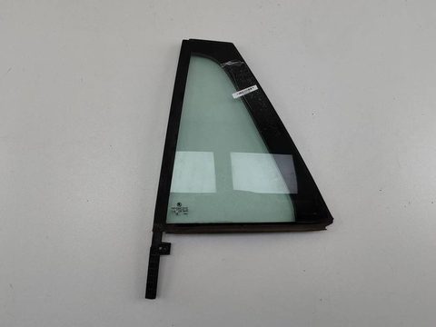 Форточка задняя левая Skoda Fabia, 2015 г., OEM 43R00351, арт. 55361140