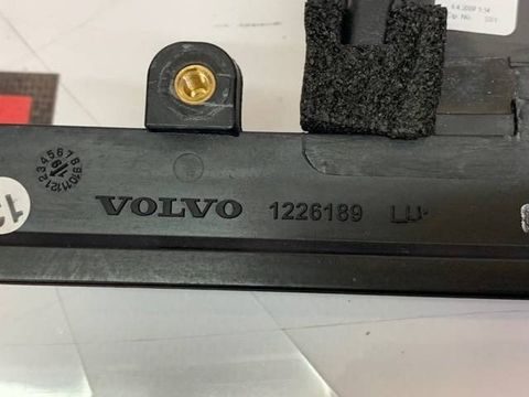 Форточка задняя левая Volvo XC90, 2019 г., OEM 1226189, арт. 5721, фото 6