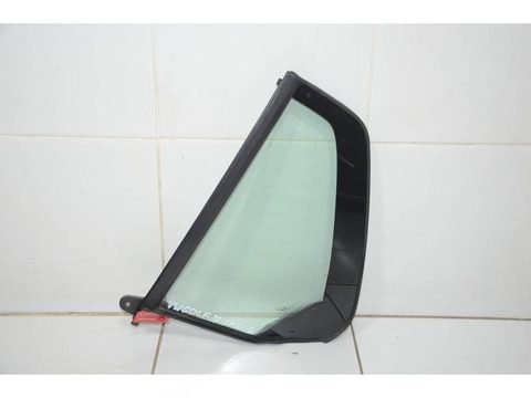 Форточка задняя левая Volkswagen Golf 5G1, 2018 г., OEM 5G6845213B, арт. 62934