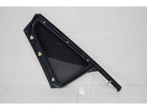 Форточка задняя левая BMW X1 F48, 2014 г., OEM 51377405605, арт. 72021, фото 5