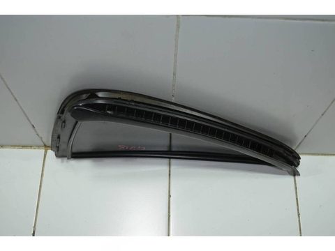 Форточка задняя левая Toyota Sequoia UCK35, 2000 г., OEM 681240C010, арт. 89906, фото 3