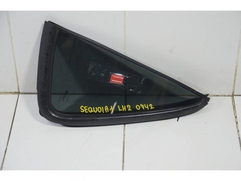 Форточка задняя левая Toyota Sequoia UCK45, 2001 г., OEM 681240C020, арт. 96973
