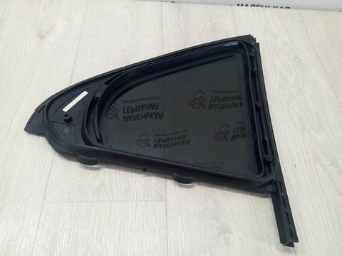 Форточка задняя левая Mercedes C W205, 2014 г., OEM A2057300055, арт. A010-29-8-1, фото 4