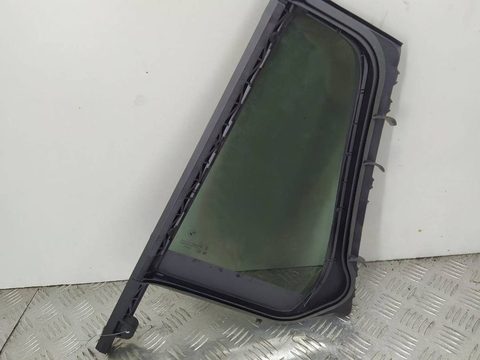 Форточка задняя правая BMW 3 G20/G21, 2023 г., арт. 014170, фото 2
