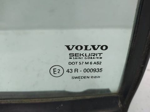 Форточка задняя правая Volvo 940, 1992 г., арт. 10301021, фото 2