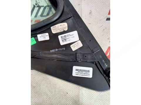 Форточка задняя правая Porsche Macan SUV, 2018 г., OEM 95B845114E43R00050, арт. 12140, фото 3