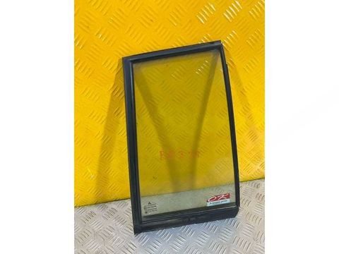 Форточка задняя правая Mitsubishi Pajero Sport, 2008 г., OEM 43R002086, арт. 171896