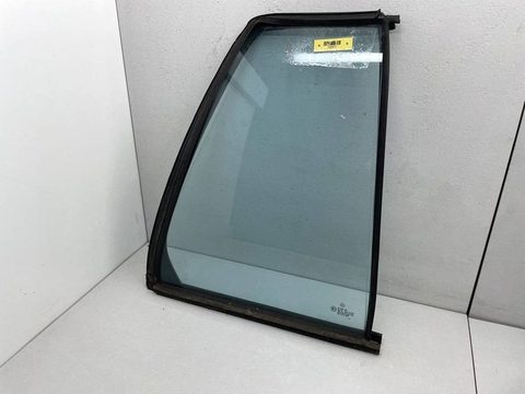 Форточка задняя правая Mercedes E W210, 2002 г., OEM A2107351209, арт. 19887