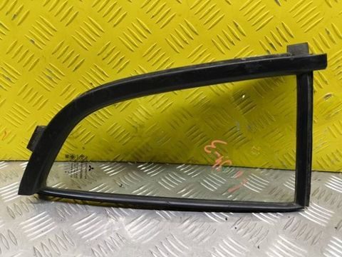 Форточка задняя правая Mitsubishi L200, 2007 г., OEM MN117604, арт. 212312