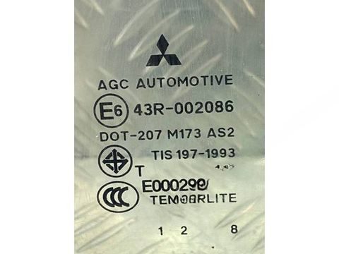 Форточка задняя правая Mitsubishi Pajero Sport, 2011 г., OEM 5740A138, арт. 212949, фото 2