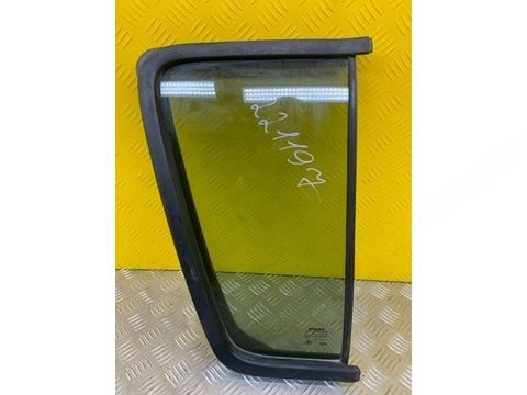 Форточка задняя правая Nissan Pathfinder, 2005 г., OEM 82262EB33A, арт. 221197