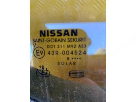 Форточка задняя правая Nissan Navara, 2008 г., OEM 82262EB320, арт. 223109, фото 2