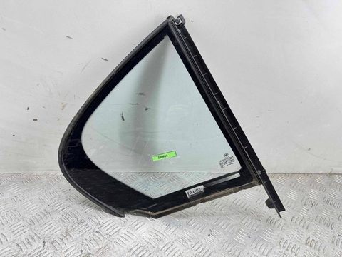 Форточка задняя правая BMW 7 F01/F02, 2012 г., арт. 230624