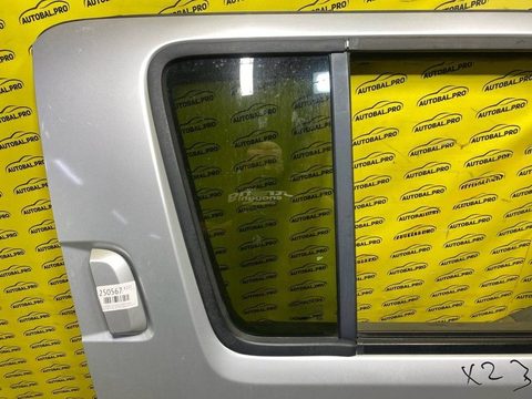Форточка задняя правая Nissan Pathfinder, 2005 г., OEM 82262EB33A, арт. 250569