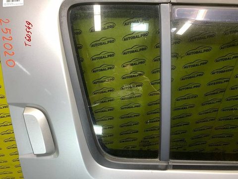 Форточка задняя правая Nissan Pathfinder, 2008 г., OEM 82262EB33A, арт. 252022