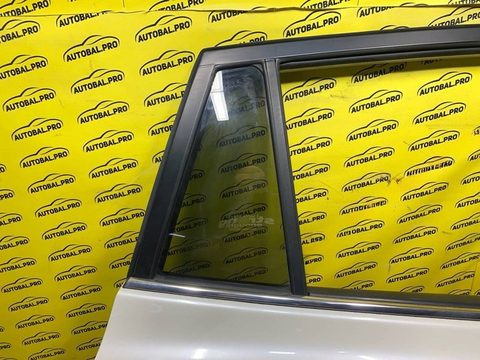 Форточка задняя правая Toyota RAV4, 2015 г., OEM 6812342140, арт. 253662