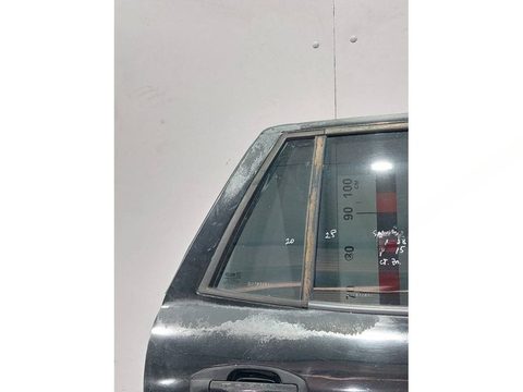 Форточка задняя правая Hyundai Santa Fe, 2004 г., арт. 271658