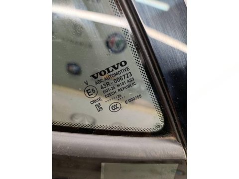Форточка задняя правая Volvo XC40, 2024 г., OEM 32244806, арт. 9088-29-8-1, фото 3