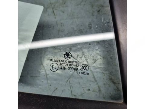 Форточка задняя правая Skoda Octavia A5, 2011 г., OEM 1Z9845210J, арт. B92837670, фото 4