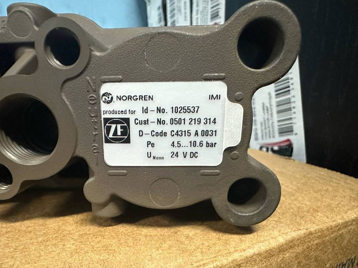 Новое Opel Astra, 2015 г., OEM 1025537, арт. 101360, фото 8