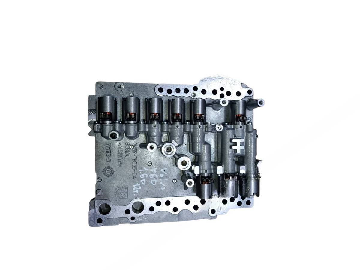 Новое Volvo C30, 2012 г., OEM 7M5R7H035CA, арт. 105668584