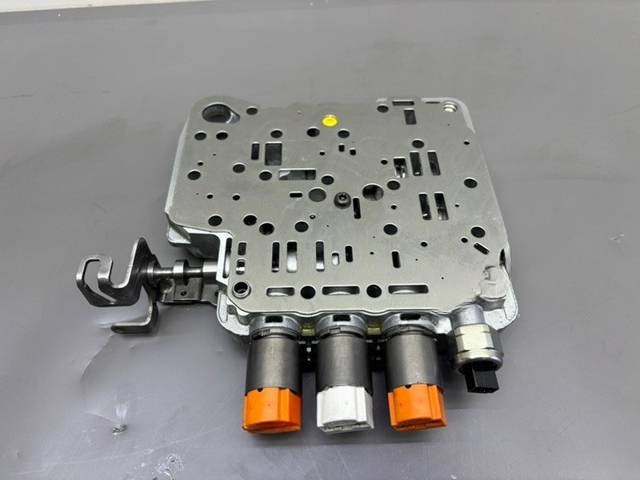 Гидроблок АКПП Volvo XC60 J7, 2022 г., OEM 1701100U852033, арт. 12716