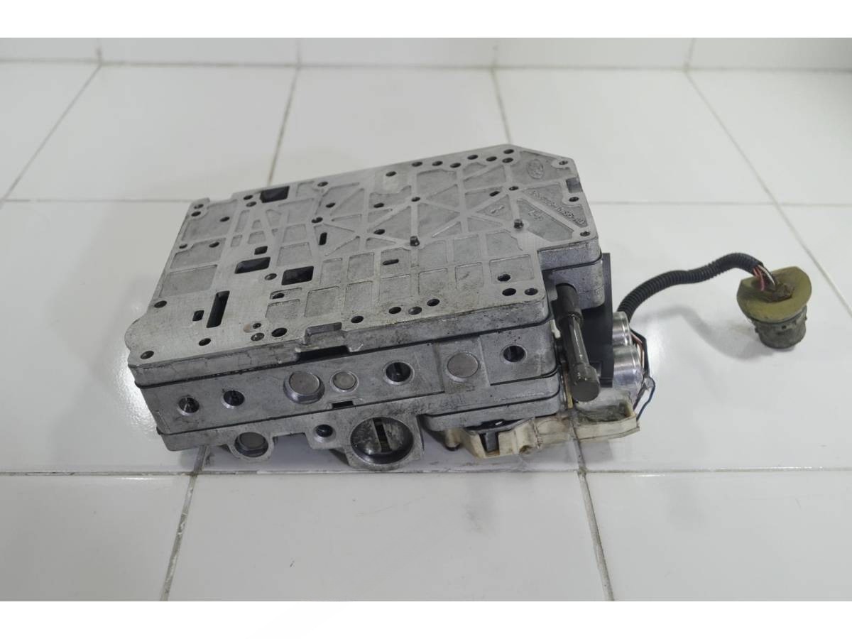 Новое Ford Escape EP3, 2000 г., OEM 2L8Z7A100AA, арт. 135661, фото 6