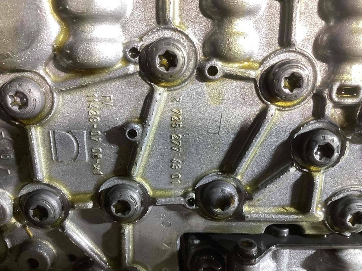 Новое Toyota Avensis W222, 2017 г., OEM 7252774301, арт. 14420, фото 3