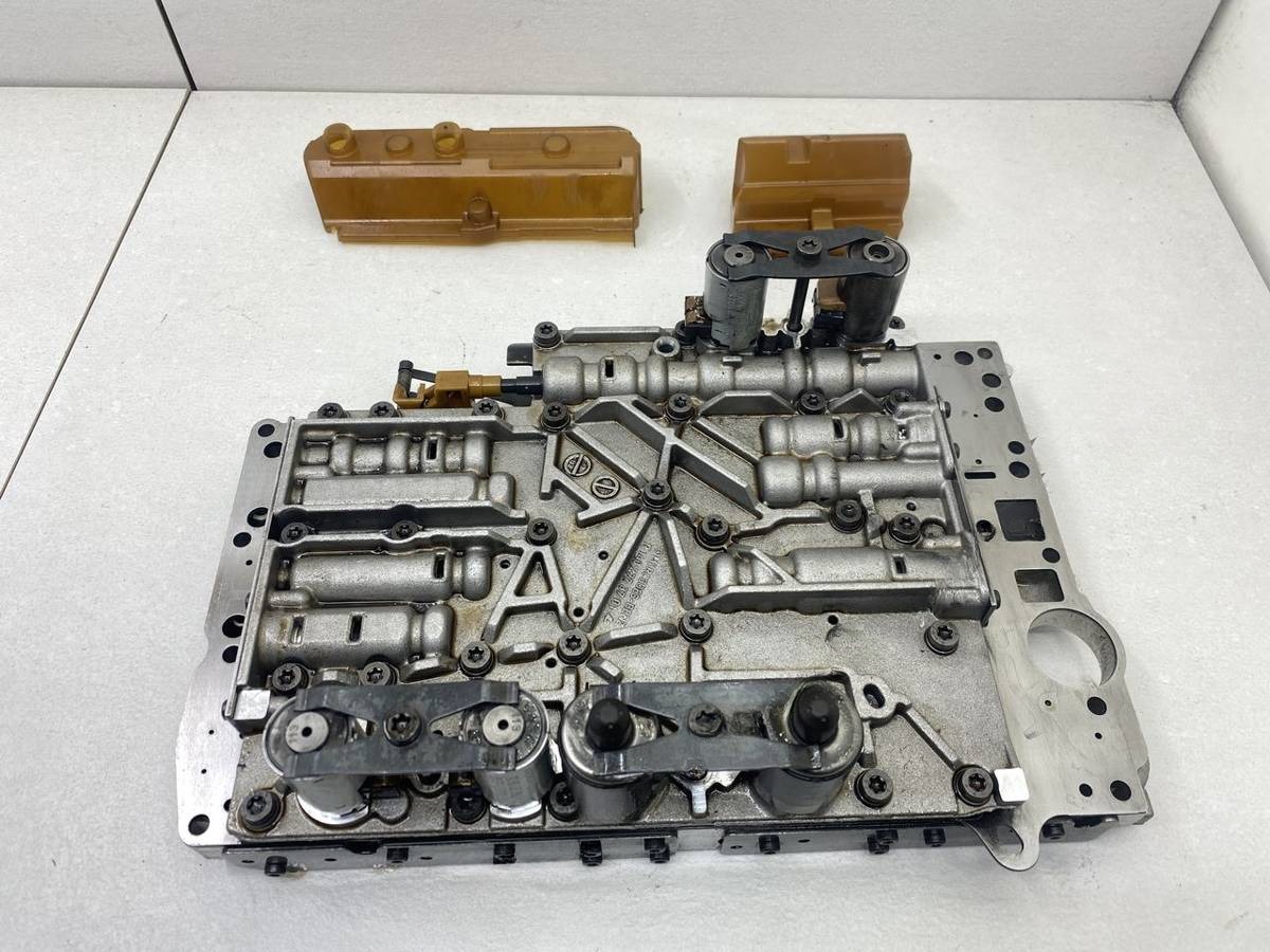 Новое Mercedes C W204 W220, 2003 г., OEM A2048800828004, арт. 24427