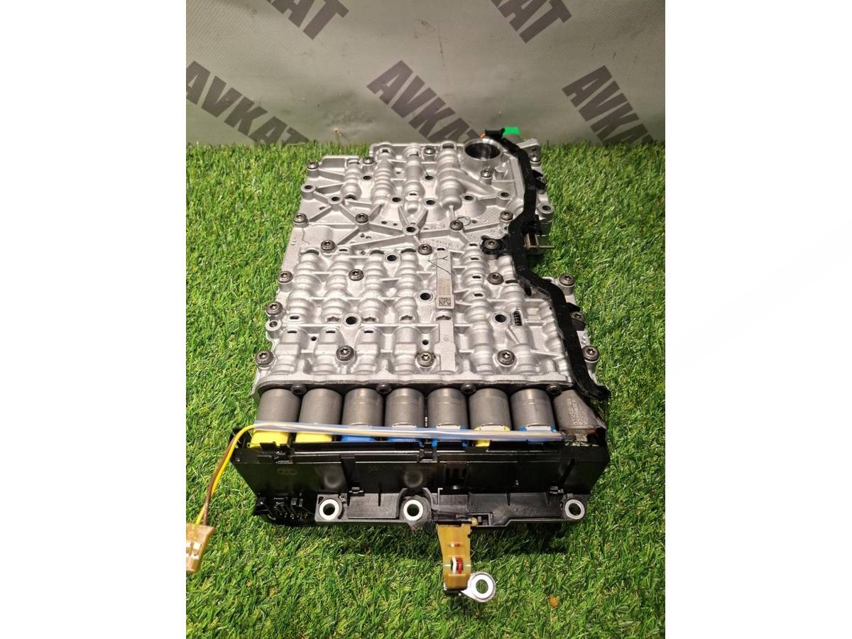 Новое Toyota Avensis X3, 2018 г., OEM 220300D011, арт. 30499