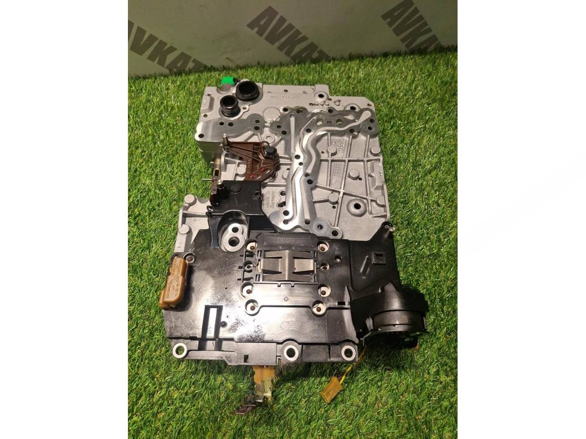 Новое Toyota Avensis X3, 2018 г., OEM 220300D011, арт. 30499, фото 3
