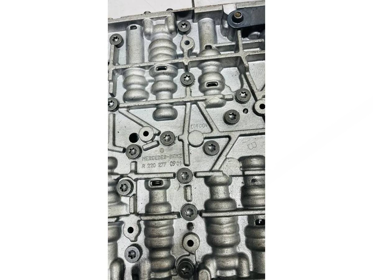 Новое Mercedes E W211, 2006 г., OEM A2202702106, арт. 6832901_10, фото 3