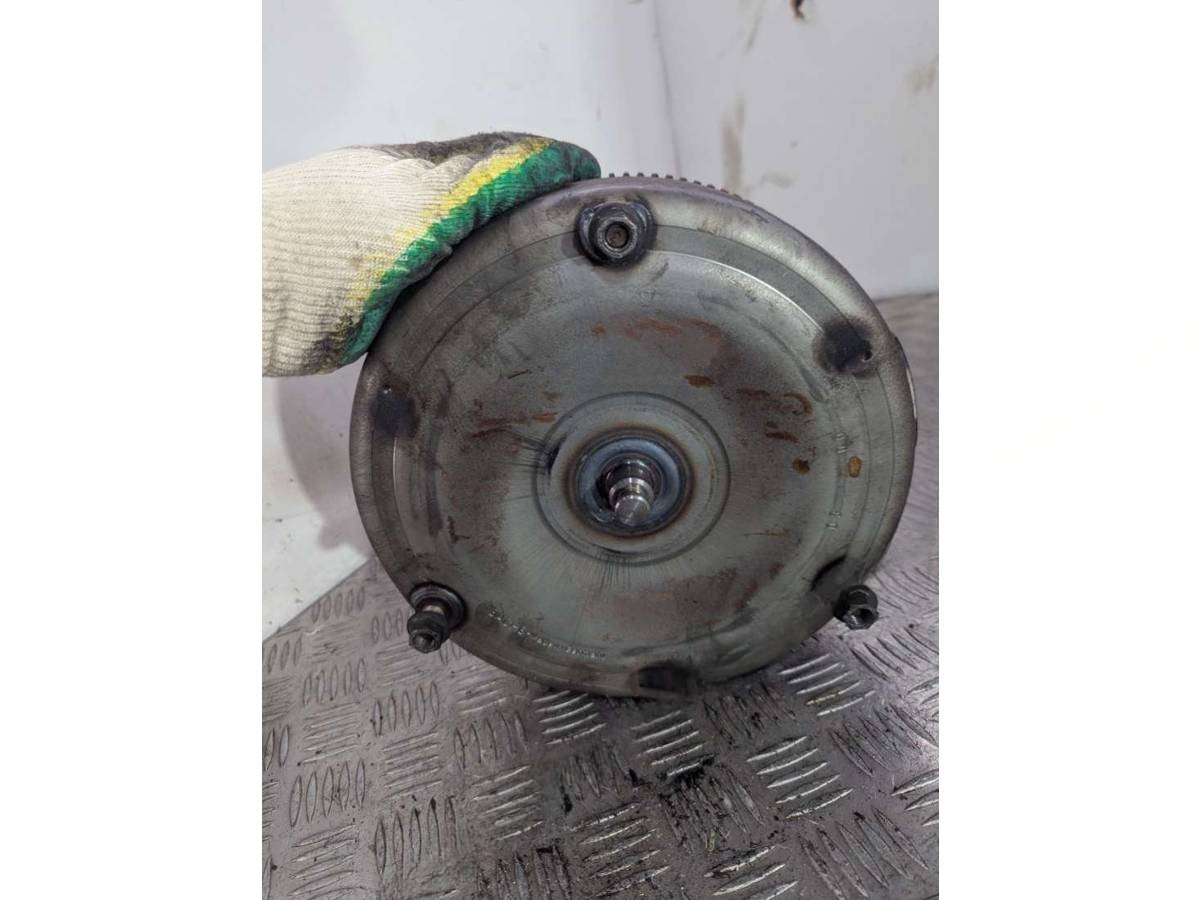 Новое Volkswagen Golf, 2004 г., OEM AEH, арт. 001-157199