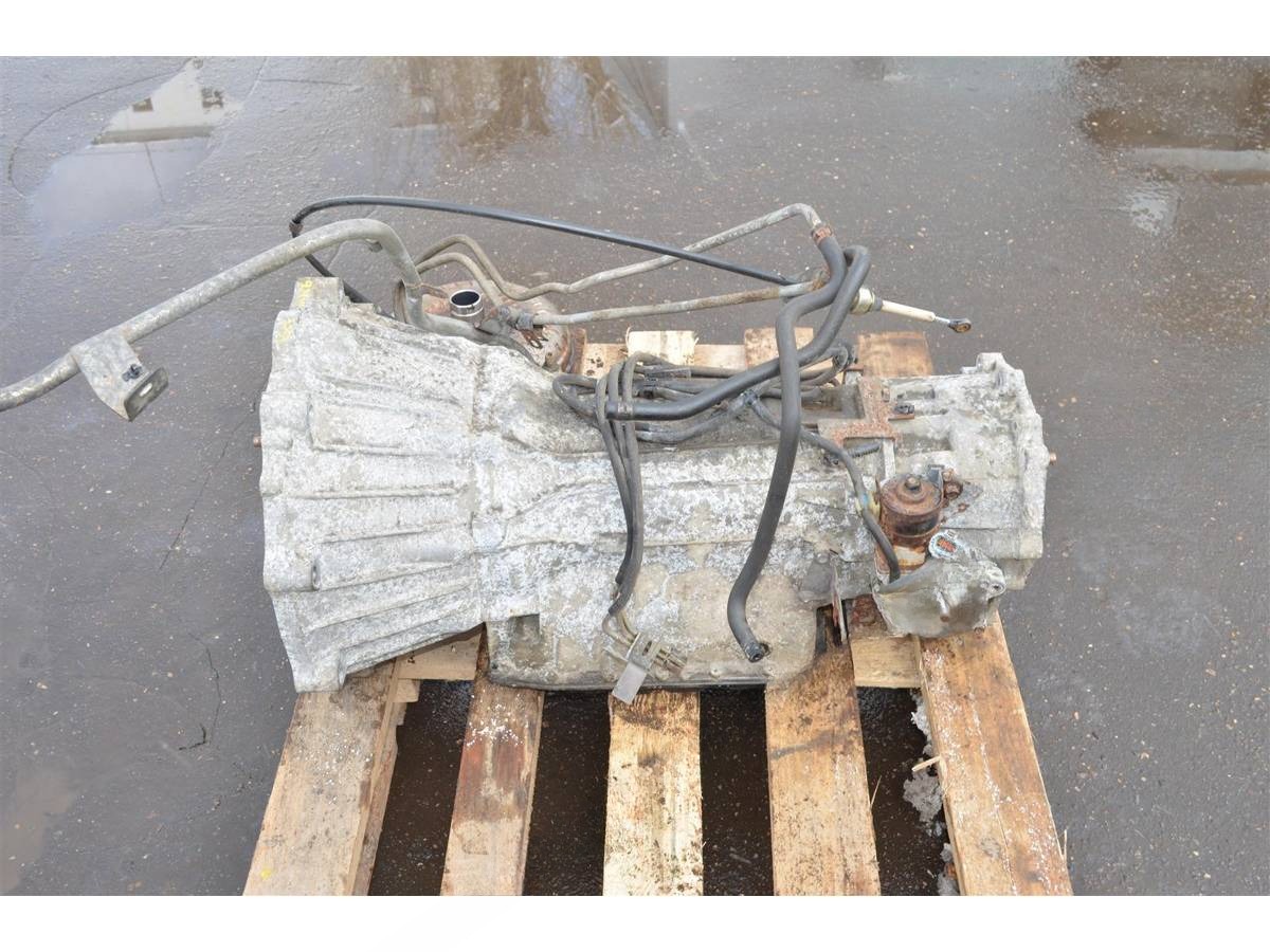Новое Toyota Corolla Verso QX56, 2004 г., OEM 310203HX9E, арт. 119170