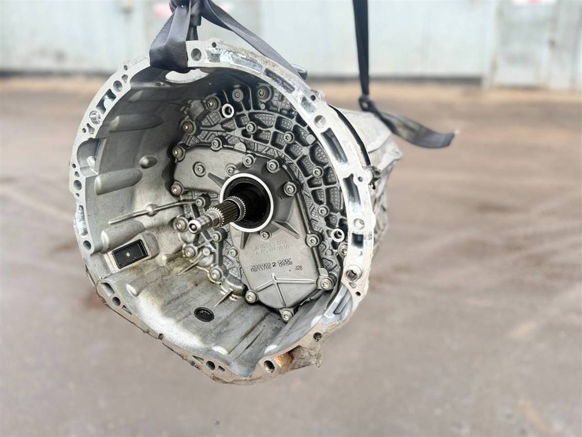 Новое Mercedes C W205, 2017 г., OEM A7252701310, арт. 160153, фото 10