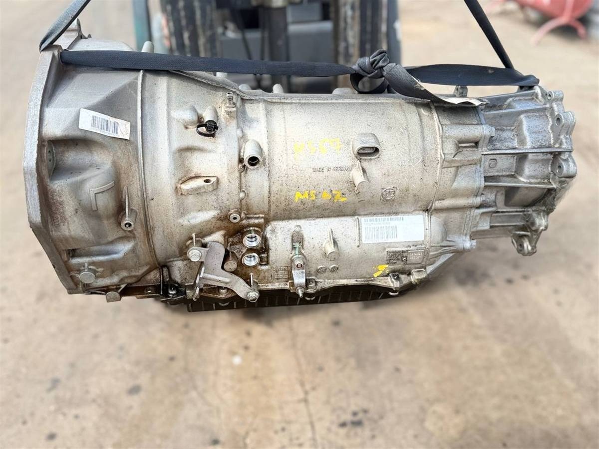 Новое Toyota Hilux WK2, 2015 г., OEM 68224875AH, арт. 160182, фото 3