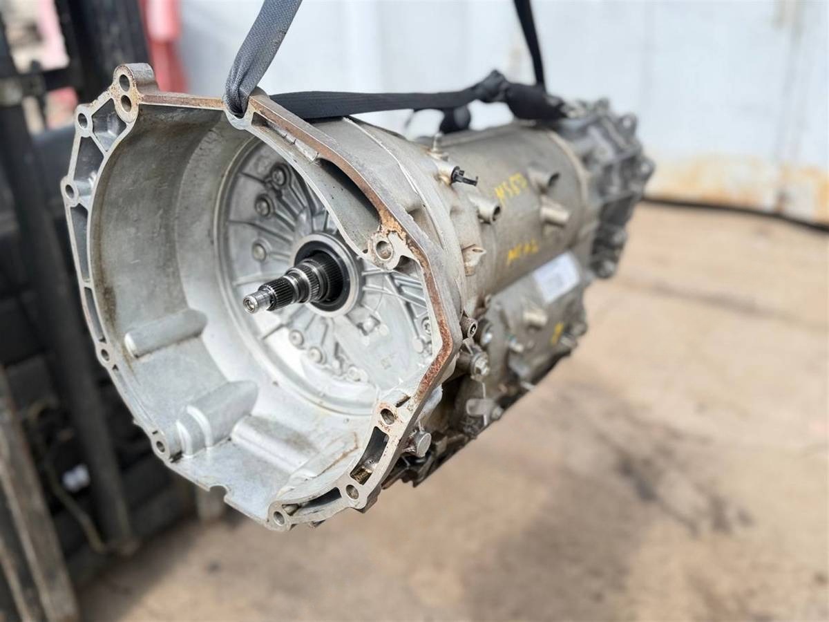 Новое Toyota Hilux WK2, 2015 г., OEM 68224875AH, арт. 160182, фото 9