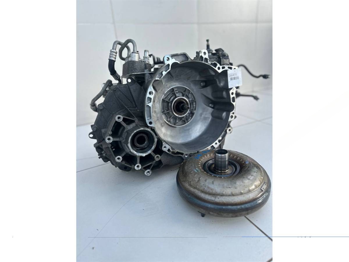 Новое Land-Rover Range Rover Sport, 2018 г., OEM LR002473, арт. 166921, фото 3